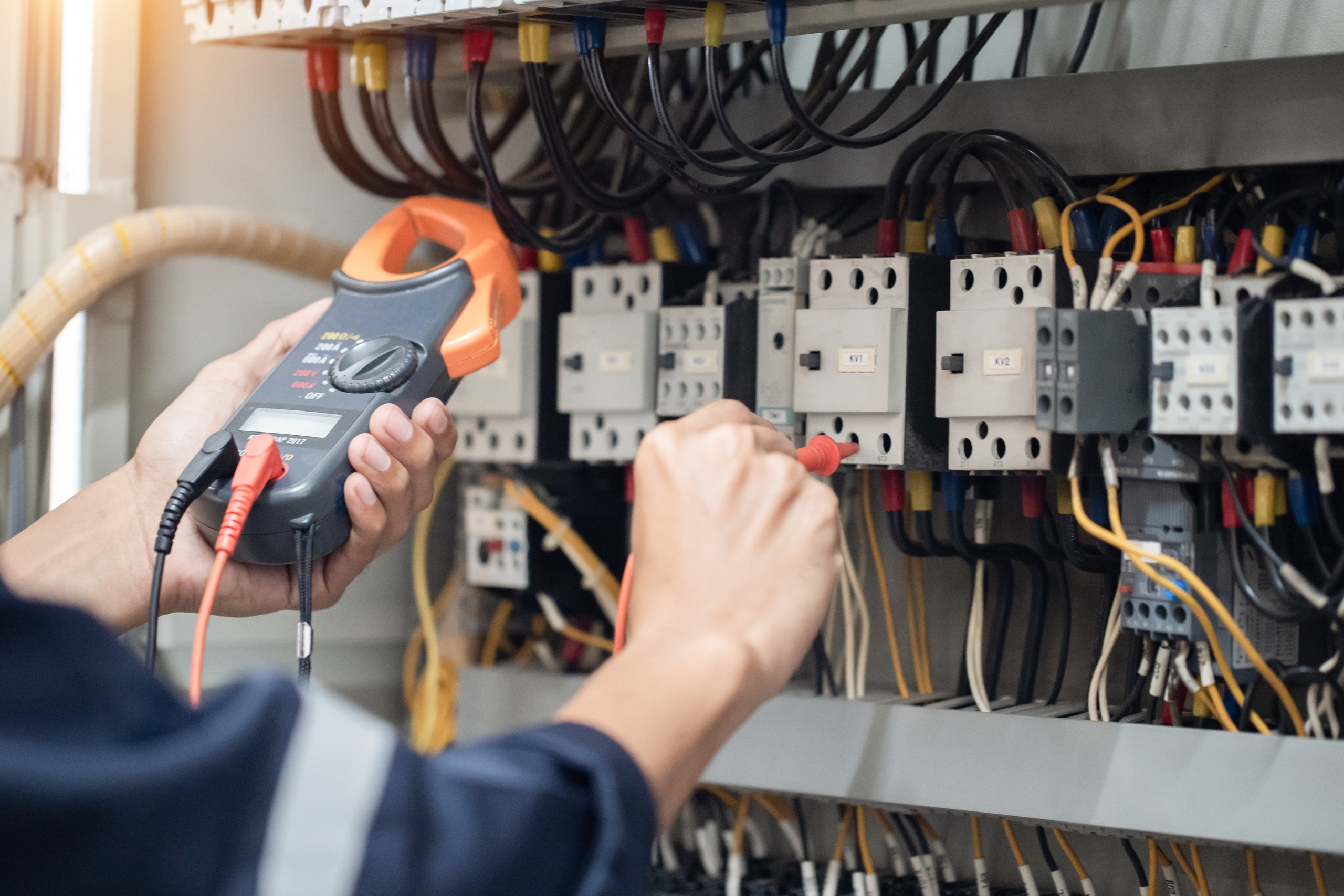 Where To Find The Best Electrician In Bristol UK In 2022